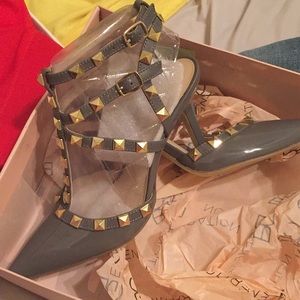 Bcbg Pumps. Studded Pumps